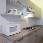 Comfortable Flat In דירה ביביונה