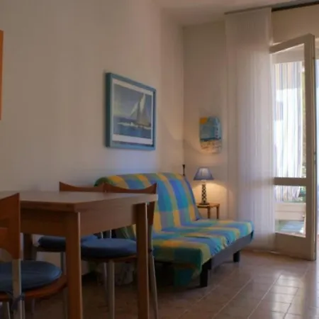 Flat With Private Parking In Apartament *