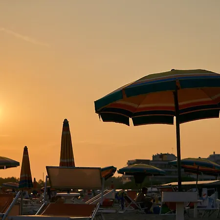 Flat With Private Parking In Apartament Bibione